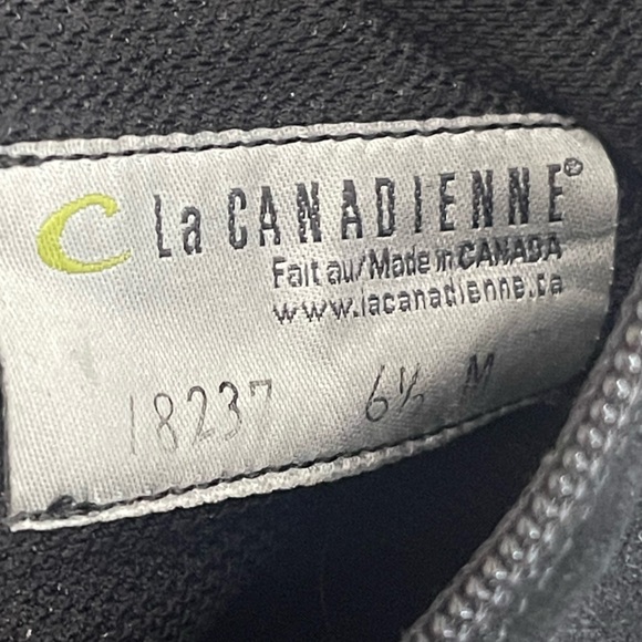 La Canadienne Elizabeth wedge heeled suede boots. Size 6 1/2. GUC - Picture 8 of 9